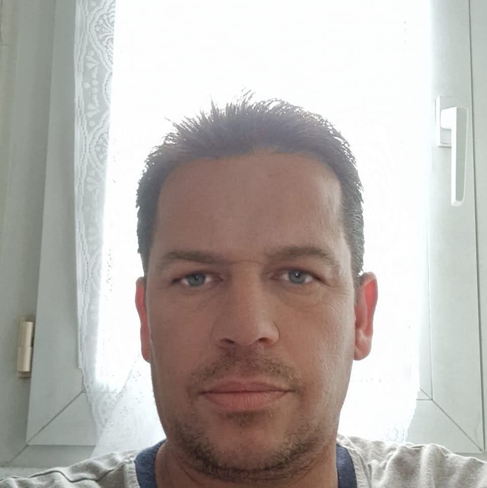 Kiliane - Gay in Kasel-Golzig Profil von Kiliane, 30 Jahre, Gay in Kasel-Golzig (Brandenburg)