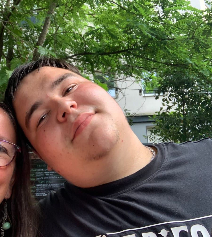 Profil von Moriba, 23 Jahre, Gay in Breese (Brandenburg)
