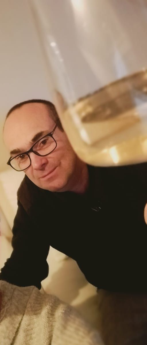 Profil von Riccardo, 30 Jahre, Gay in Wriezen (Brandenburg)