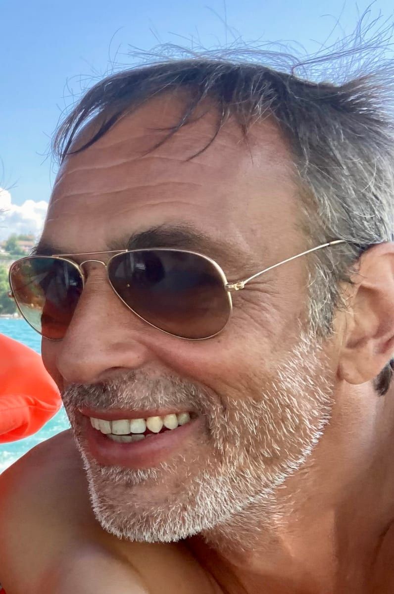 Namir - Gay in Jänschwalde Profil von Namir, 45 Jahre, Gay in Jänschwalde (Brandenburg)