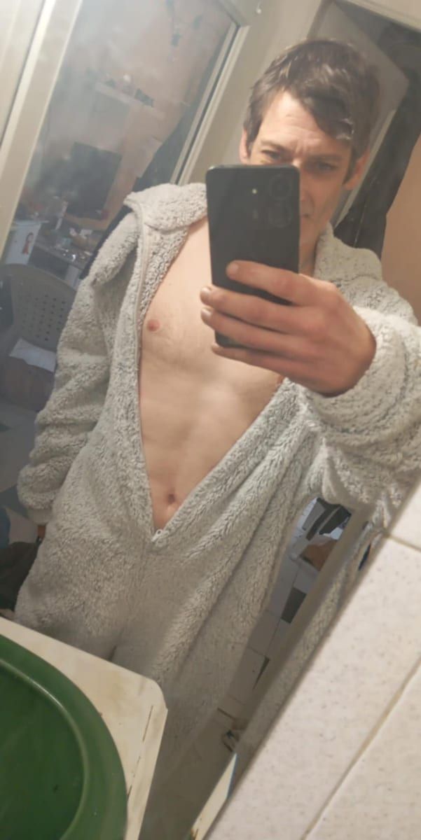 Profil von Rosely, 29 Jahre, Gay in Luckau (Brandenburg)