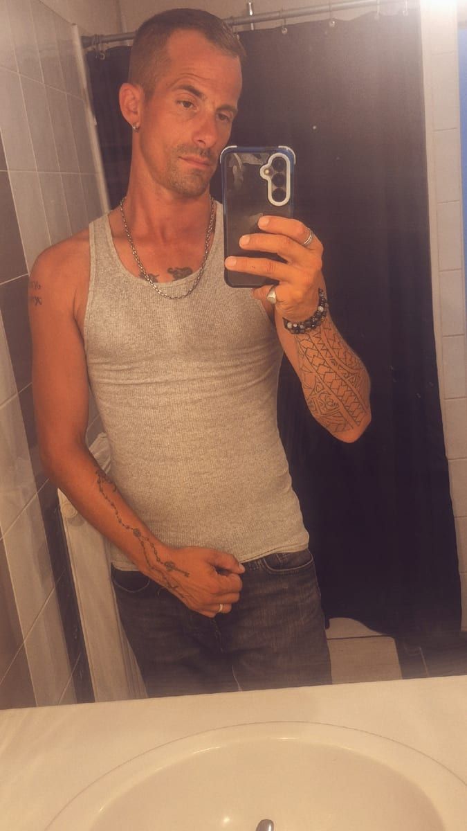 Amalio - Gay in Wandlitz Profil von Amalio, 31 Jahre, Gay in Wandlitz (Brandenburg)
