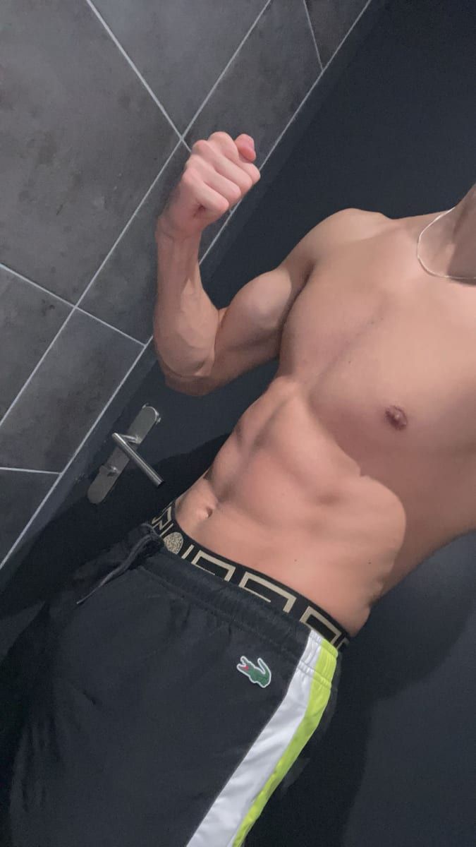 Profil von Ohannes, 41 Jahre, Gay in Planetal (Brandenburg)