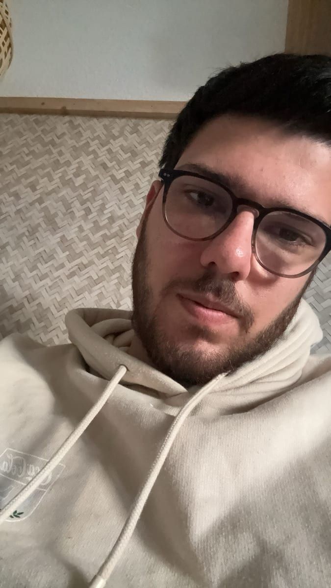 Elisha - Gay in Rüthnick Profil von Elisha, 22 Jahre, Gay in Rüthnick (Brandenburg)