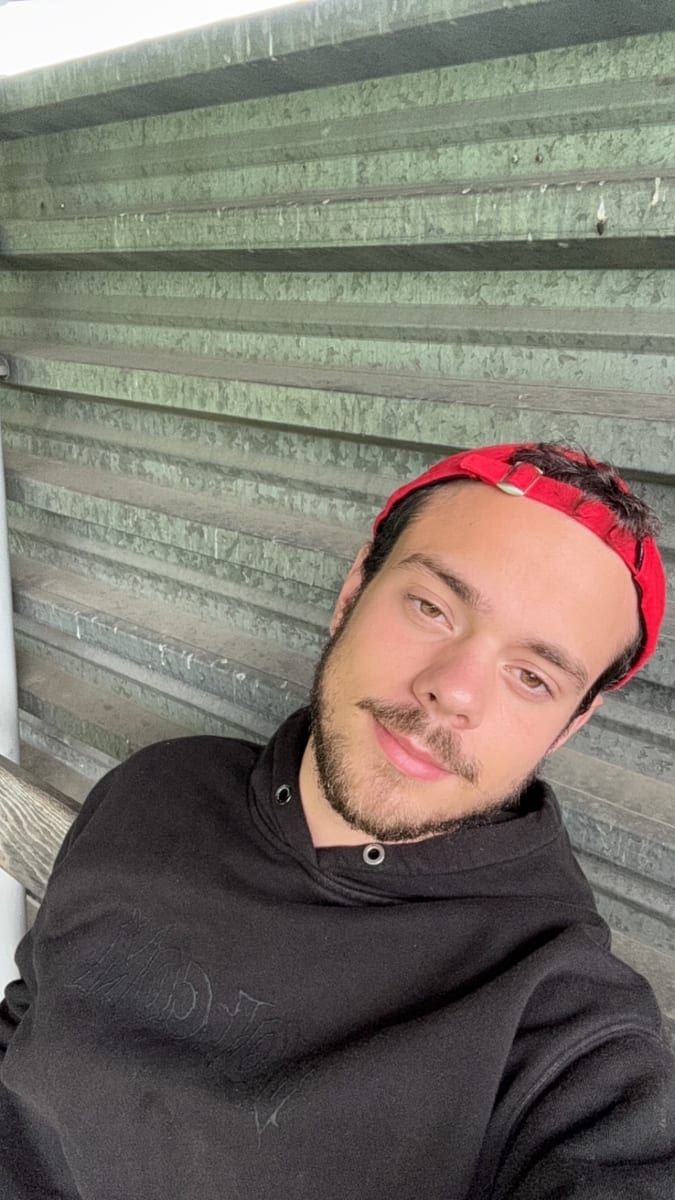 Abdelouaheb - Gay in Breddin Profil von Abdelouaheb, 26 Jahre, Gay in Breddin (Brandenburg)