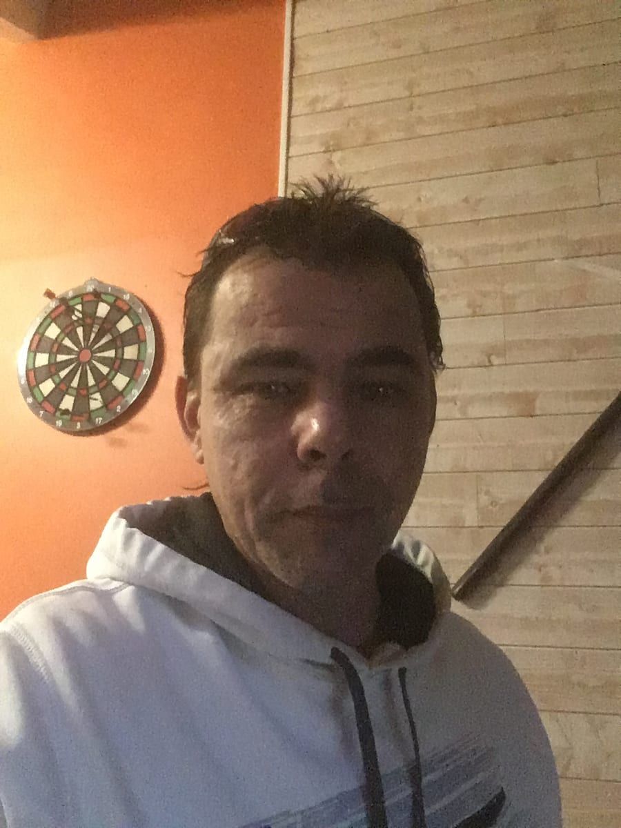 Jemmy - Gay in Berkenbrück Profil von Jemmy, 45 Jahre, Gay in Berkenbrück (Brandenburg)
