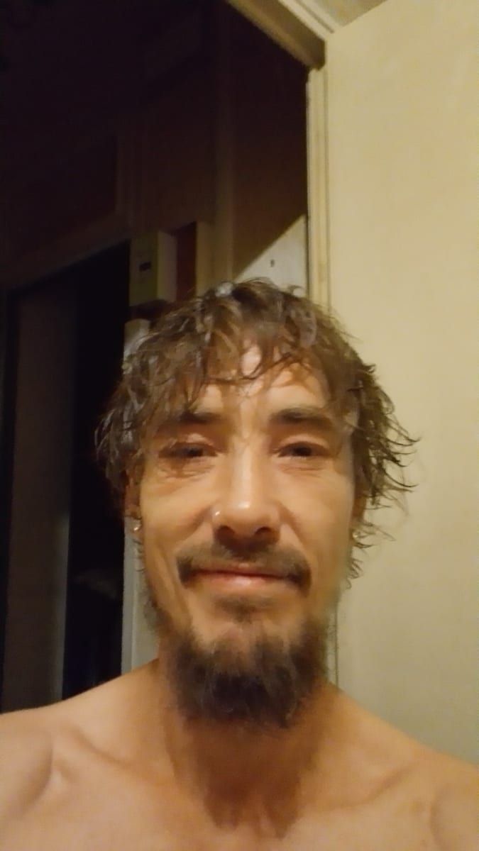 Anthyme - Gay in Jüterbog Profil von Anthyme, 43 Jahre, Gay in Jüterbog (Brandenburg)