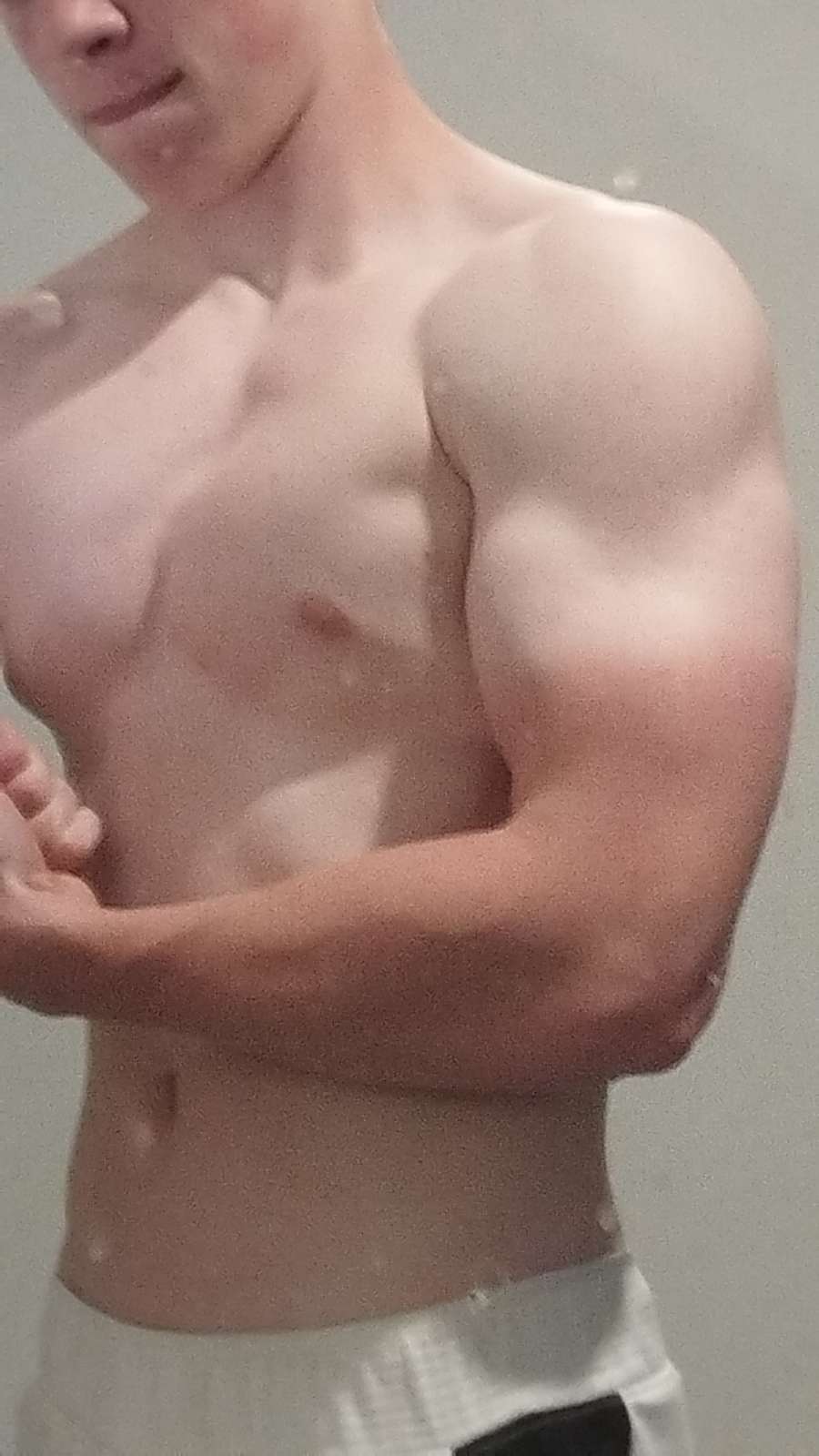 Profil von Paul-mickael, 28 Jahre, Gay in Schönfeld (Brandenburg)