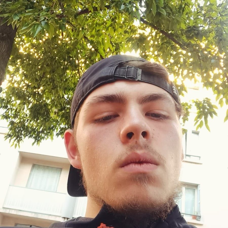 Profil von Jorian, 40 Jahre, Gay in Roskow (Brandenburg)