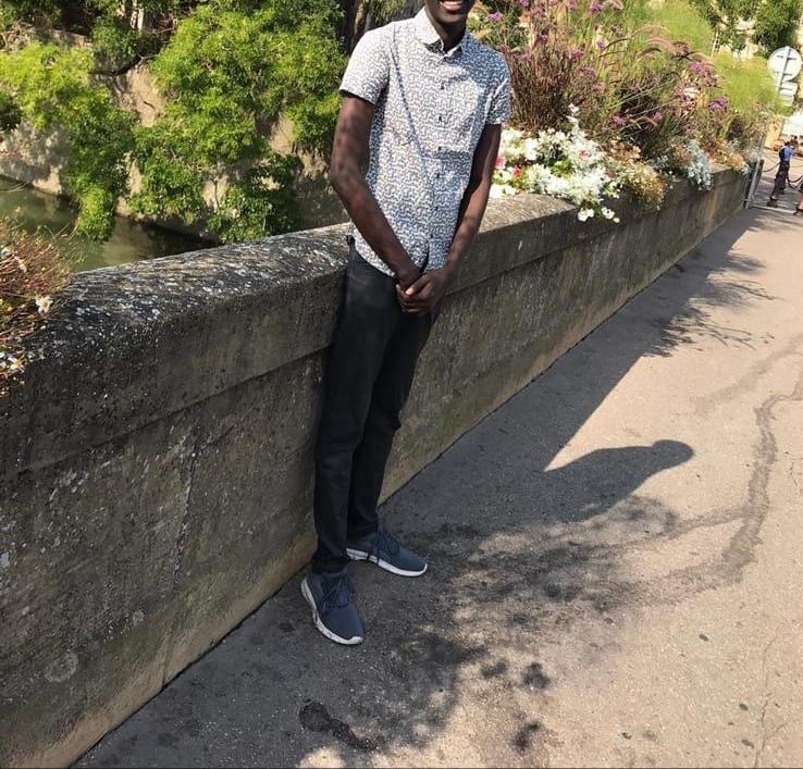 Profil von Senzo, 26 Jahre, Gay in Schönfeld (Brandenburg)